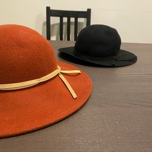 2 beautiful girl’s hats 👒